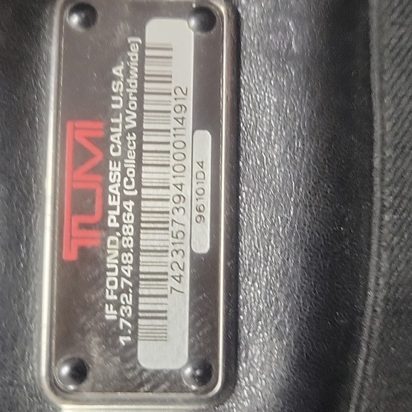 Tumi Black Leather Portfolio Briefcase Crossbody Messenger Bag - Picture 14 of 14